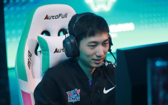 探秘LOL新召唤师表情带来的游戏乐趣